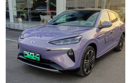 Denza N7 EV, пробіг 8 тисяч км